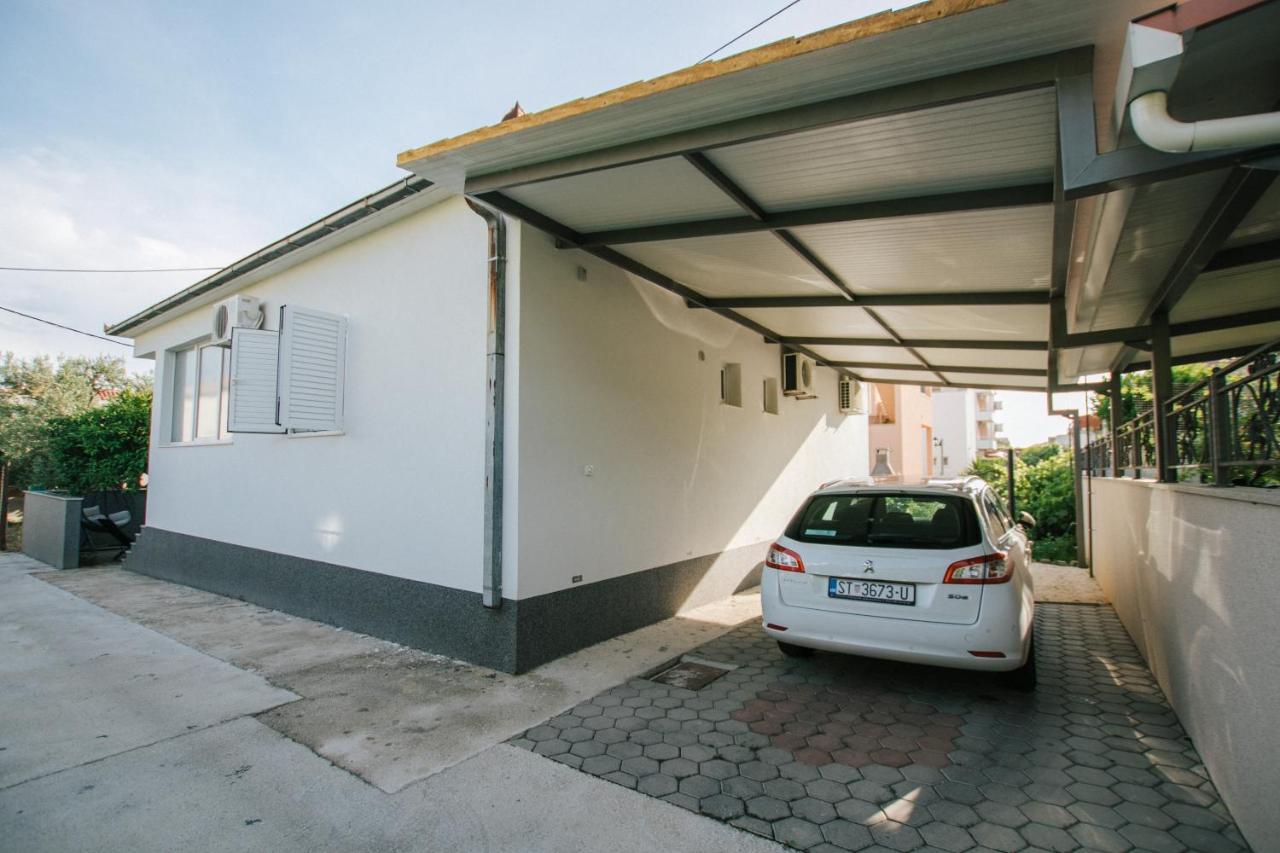Apartman Bagattino-Trogir Near Old Town Exterior photo